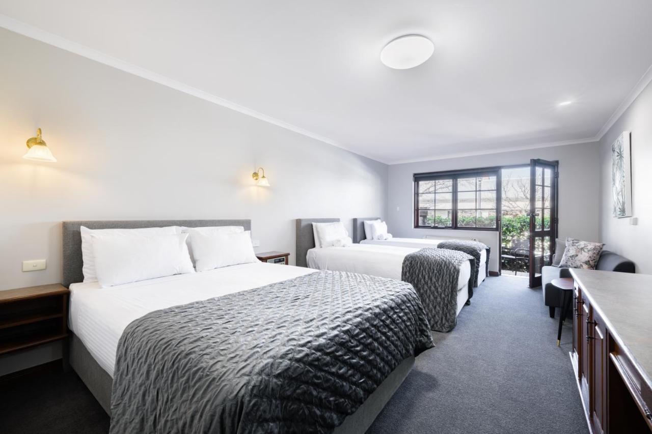 Adelaide Inn מראה חיצוני תמונה