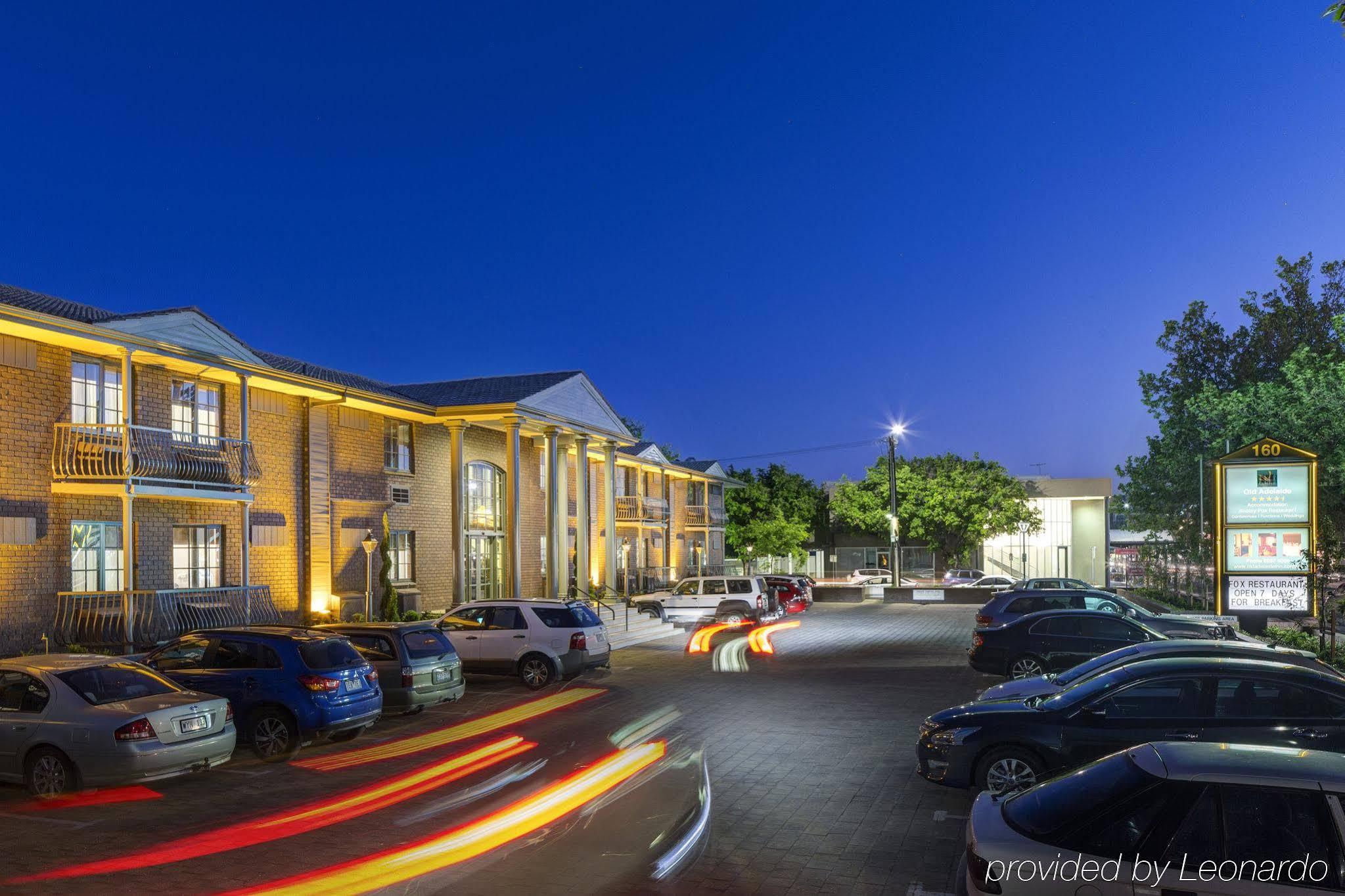 Adelaide Inn מראה חיצוני תמונה