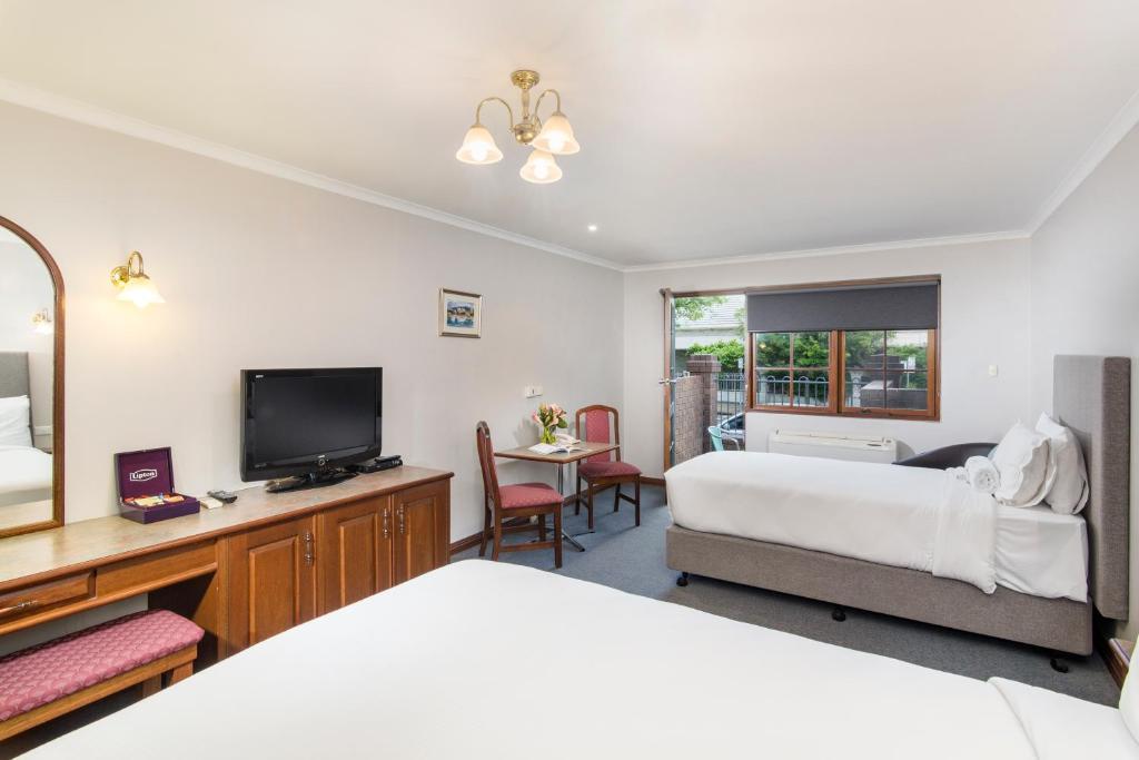 Adelaide Inn מראה חיצוני תמונה