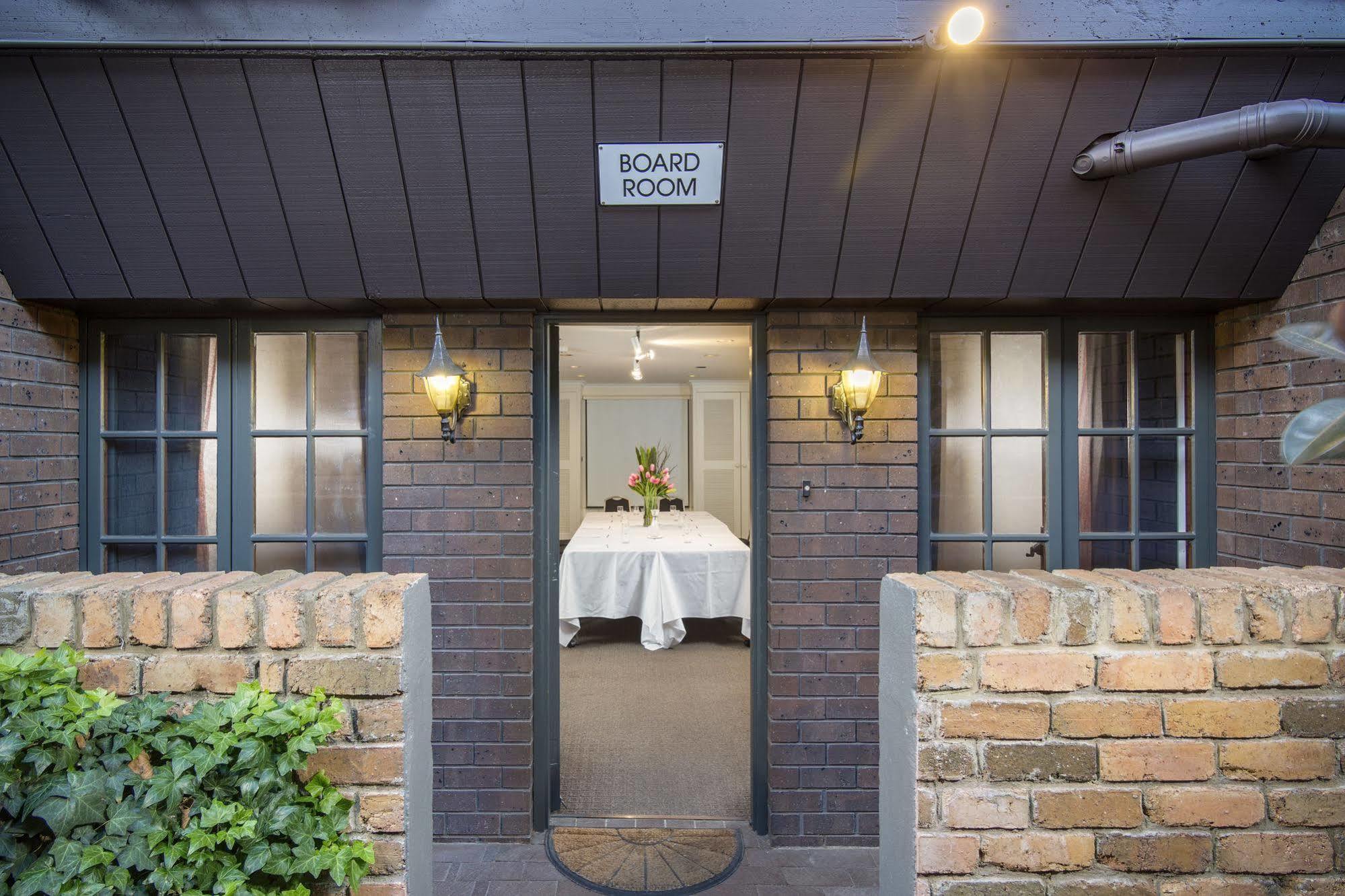 Adelaide Inn מראה חיצוני תמונה